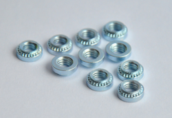 红桃国际压铆螺母